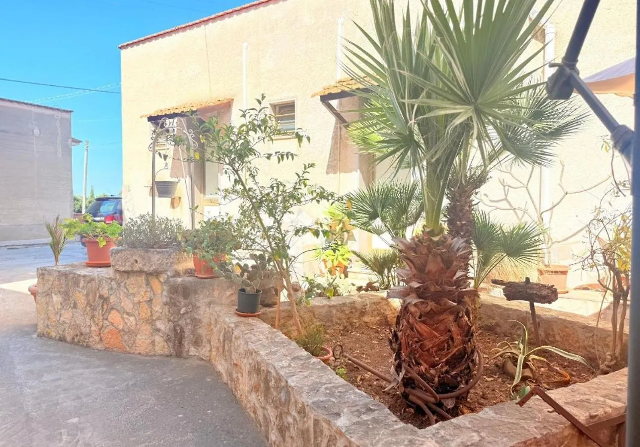 Bed & Breakfast Tonnara di Bonagia